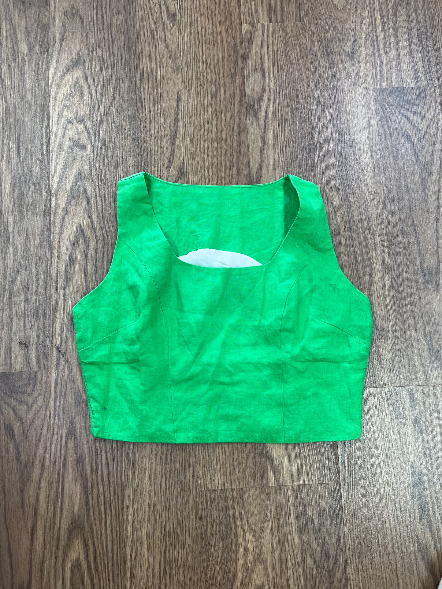 L05 - Áo Croptop Linen Tưng Pre