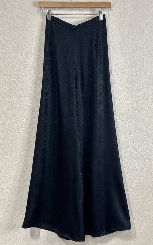 R5 - Flare Pants Nhũ Đen | Quần Ống Xéo