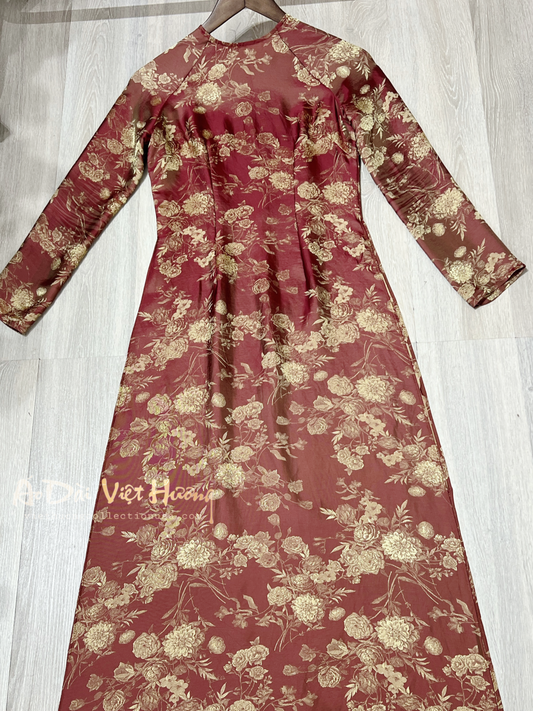 A44 - Áo Dài Gấm Tằm 2 Da Đỏ Nâu Tím (Cổ Tròn)
