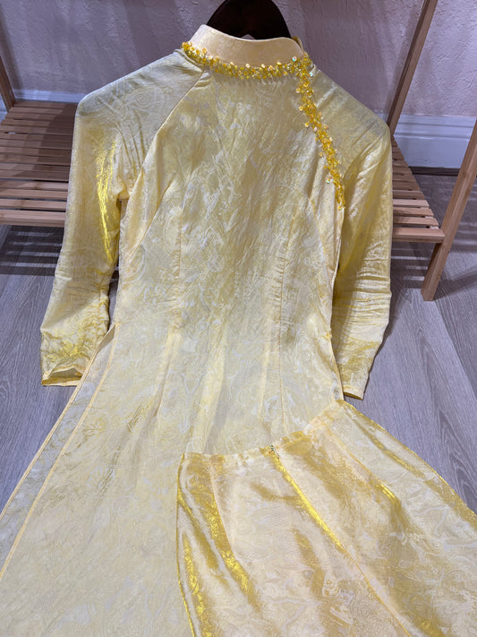 A26 - Áo Dài Vàng Tencel 2 Tà. Final sale (no return/exchange)