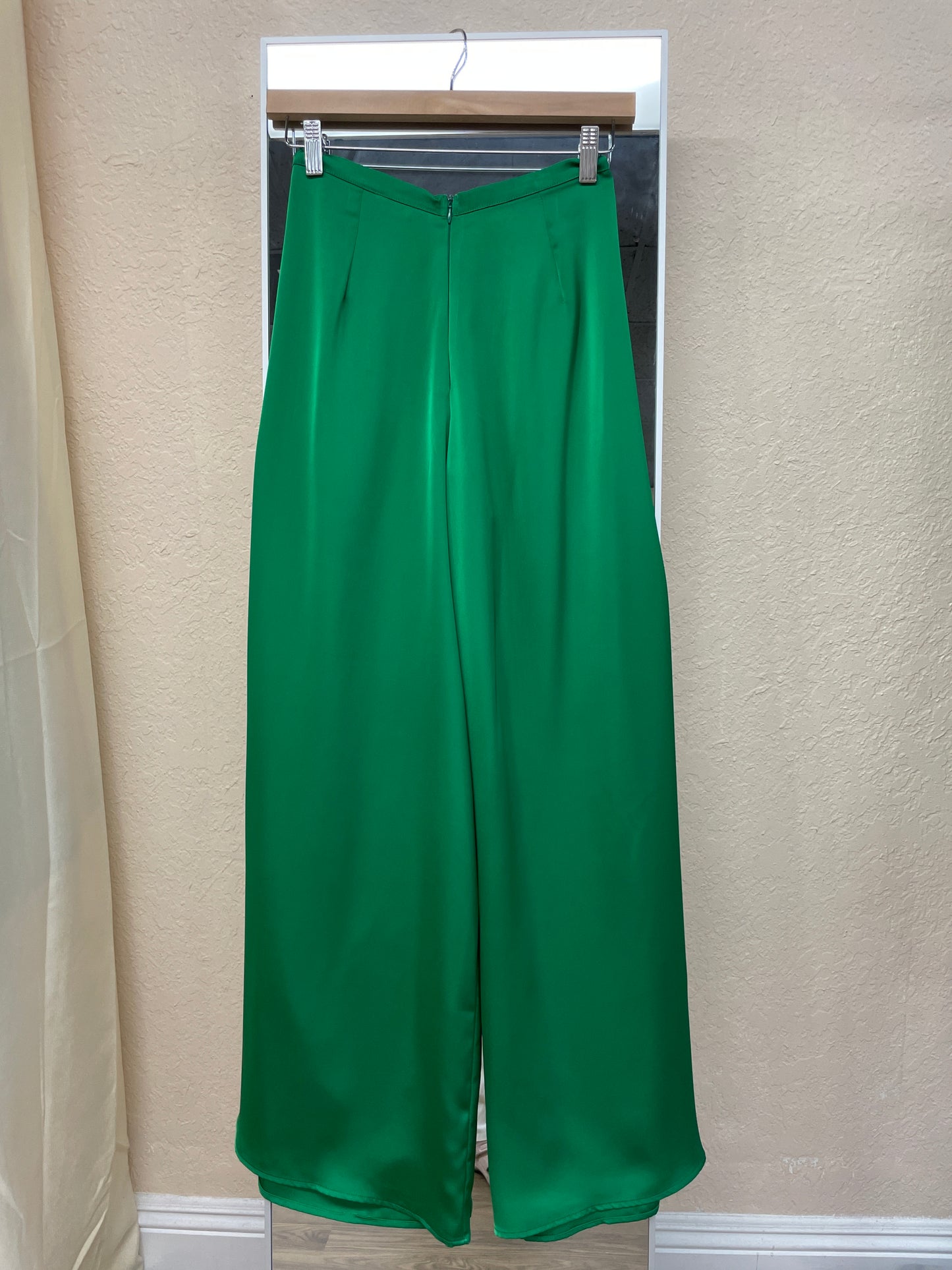 A192 Pants - Regular Pants Green Tô Châu Silk
