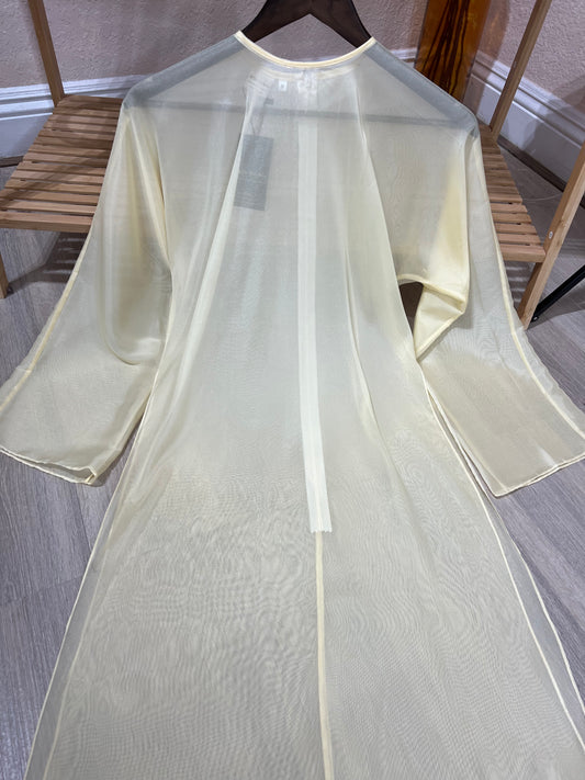 A7 - Áo Dài Tơ Óng Vàng (choàng bên ngoài)