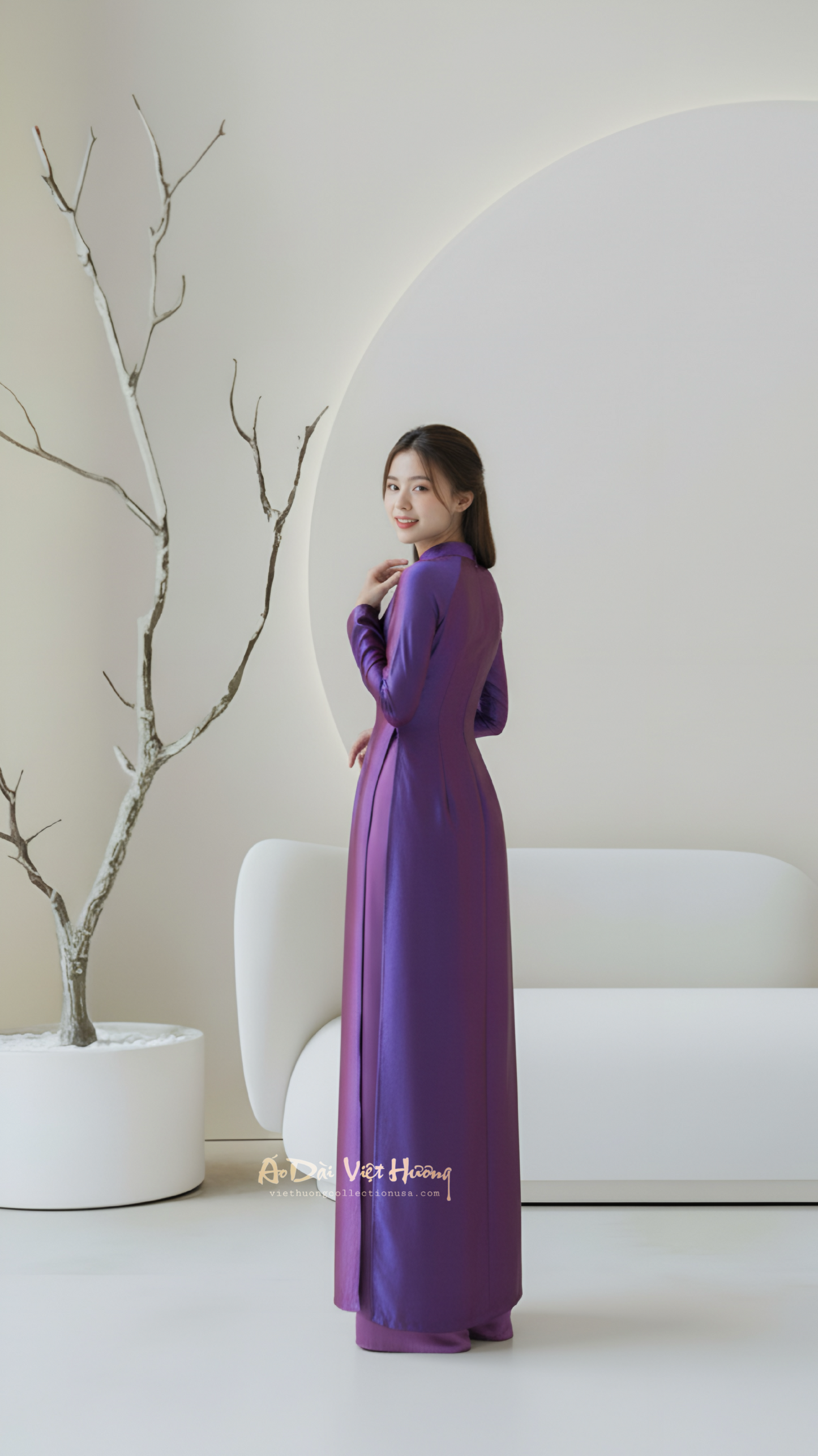 A126 - Áo Dài Tơ Titan Tím ánh Xanh (Cổ Gợn Sóng). Final sale (no return/exchange)