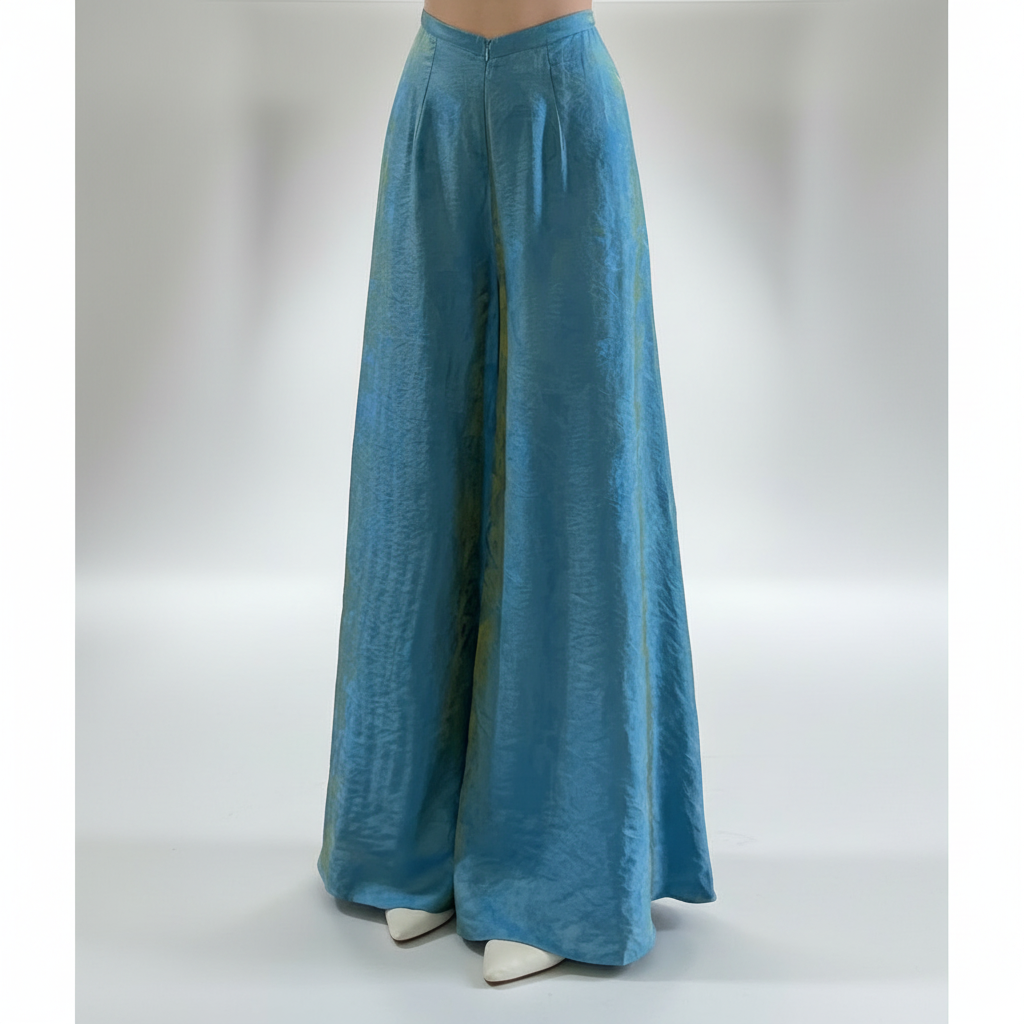 R15 - Regular Pants Blue Tencel Silk.