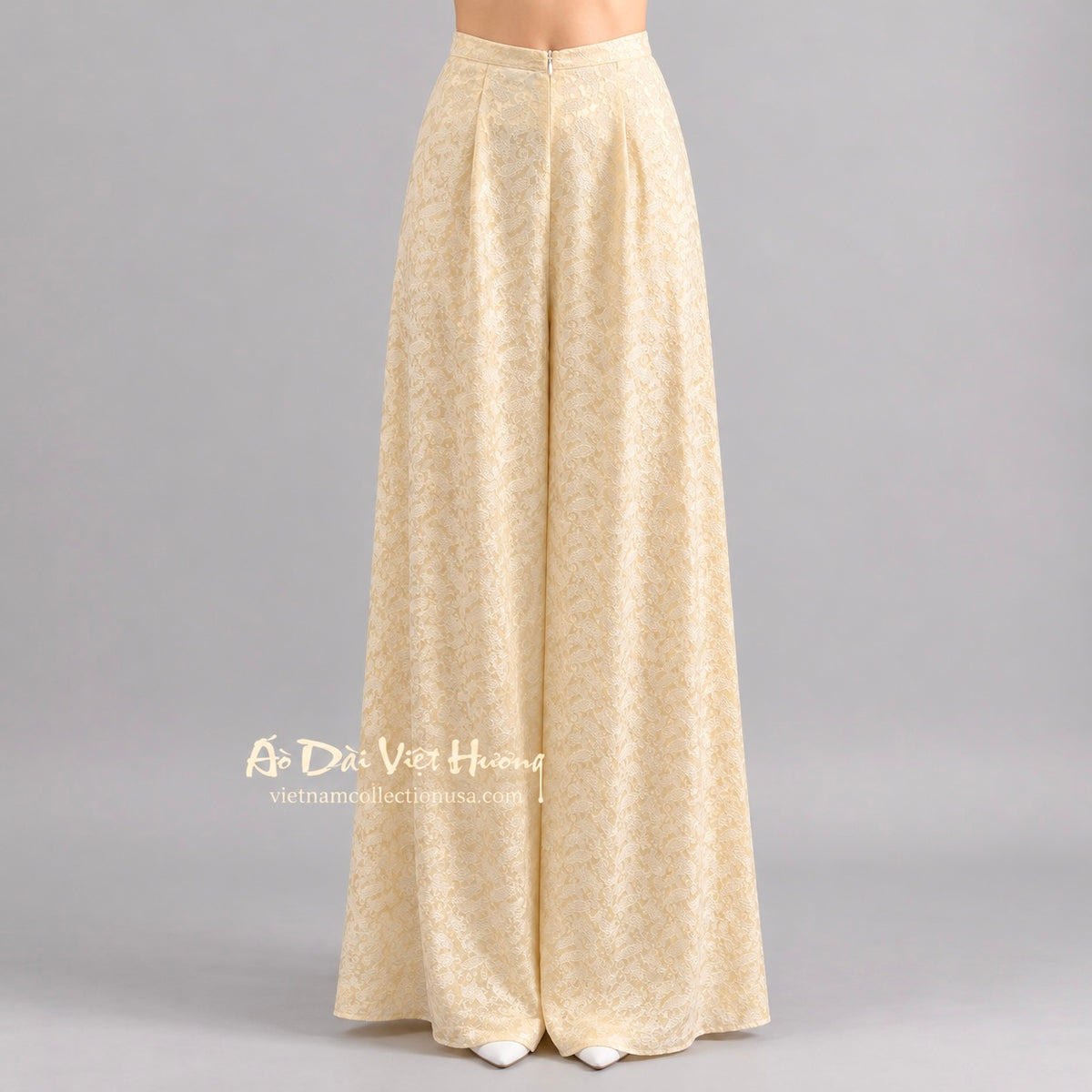 R34 - Flared Pants Nha Xá Silk Light Yellow | Quần Ống Xéo