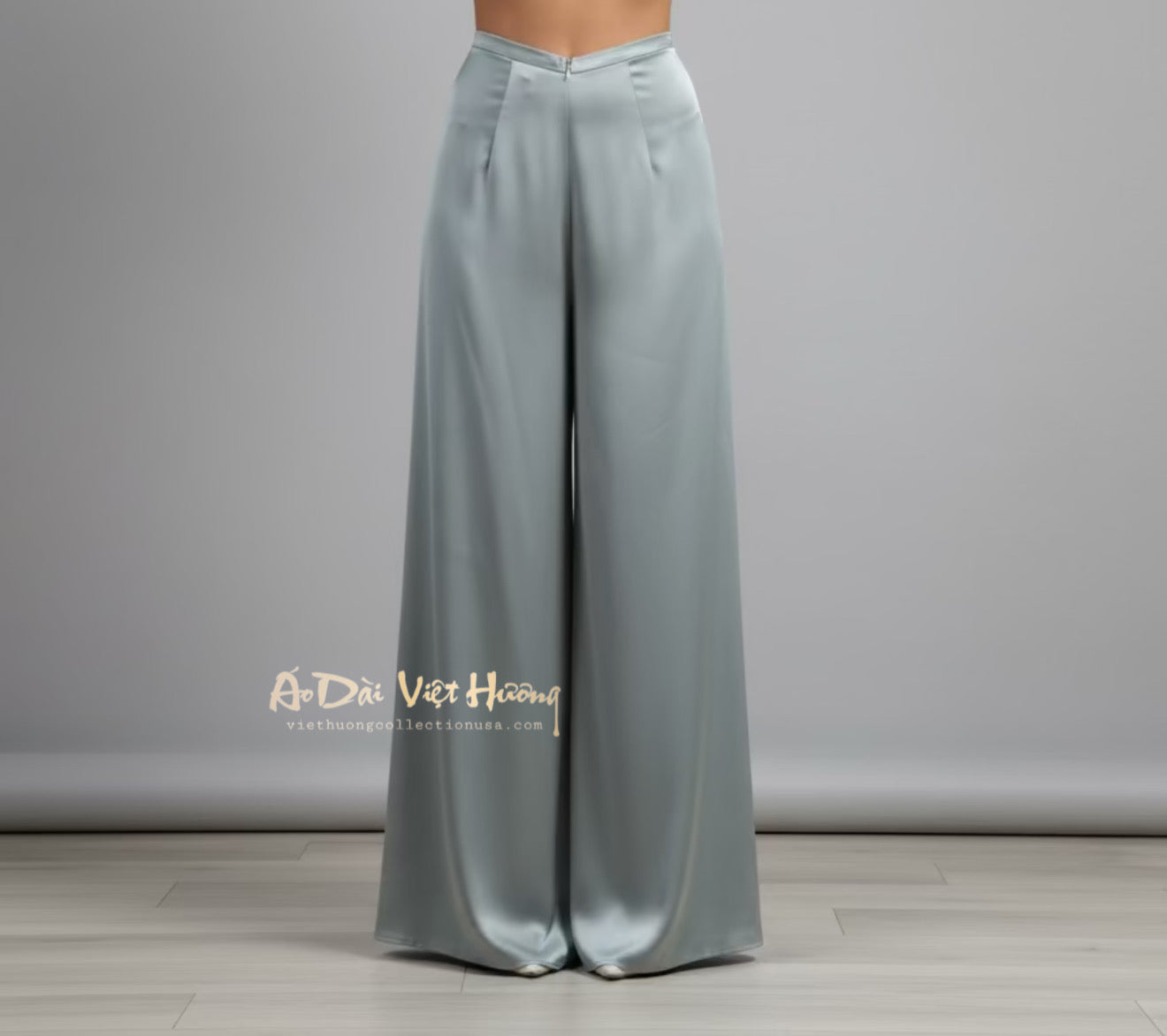 R8 - Silver Regular Pants Tô Châu Silk (Quần Tô Châu Ống Xéo)