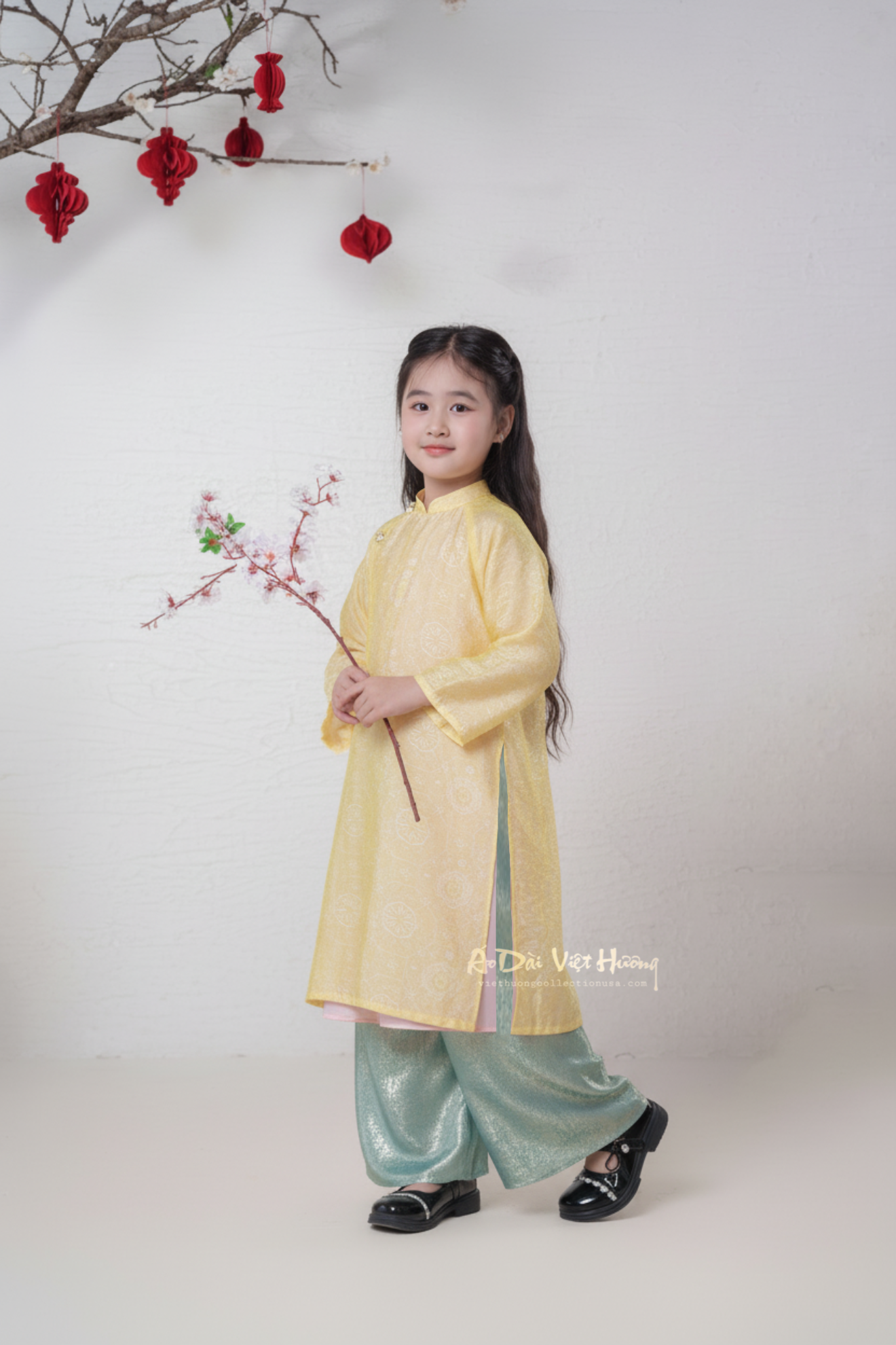 D12 - Girl’s Áo Dài Tencel 4 Tà (Kèm quần nhũ)