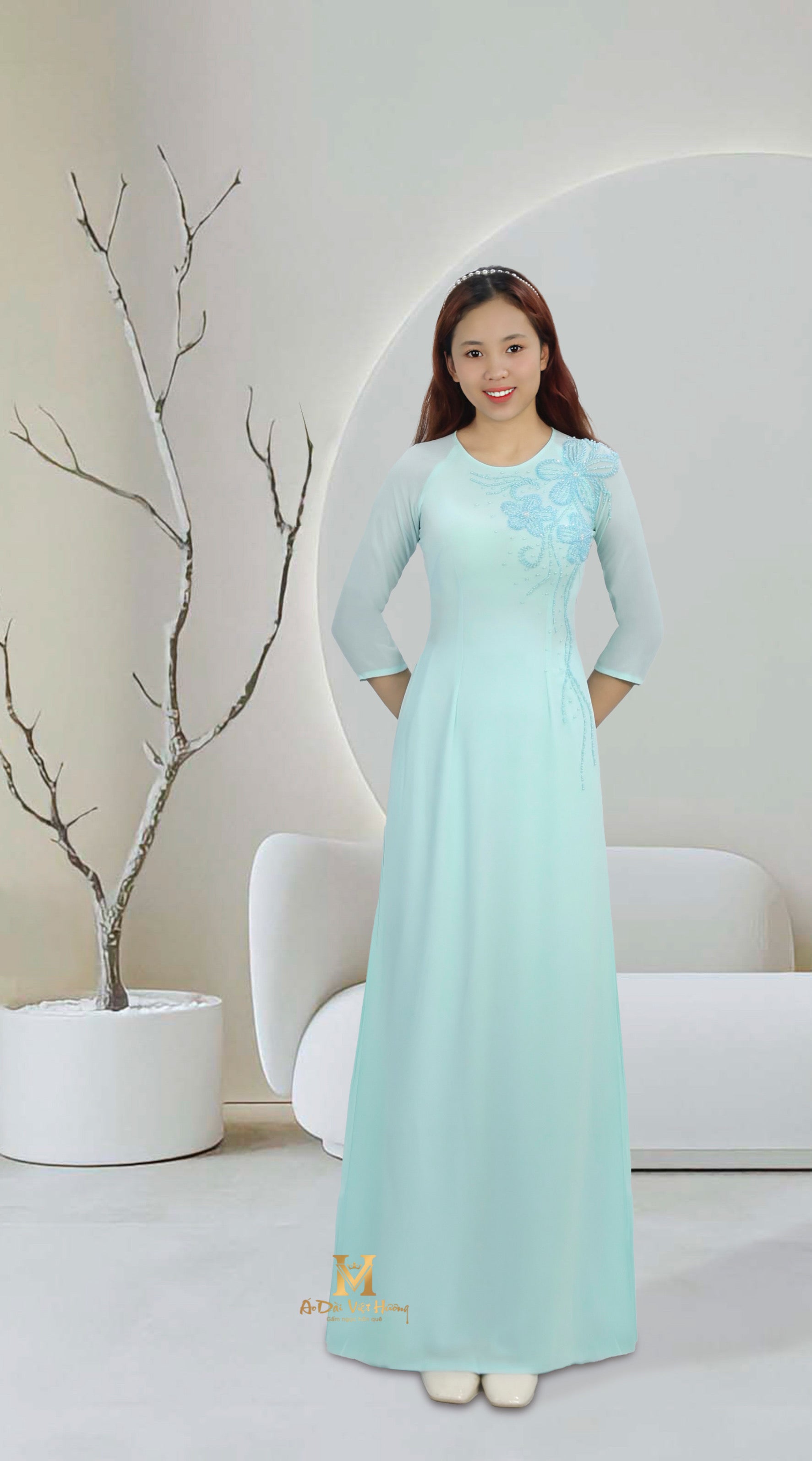 What was traditional Vietnamese clothing like before the ao dai