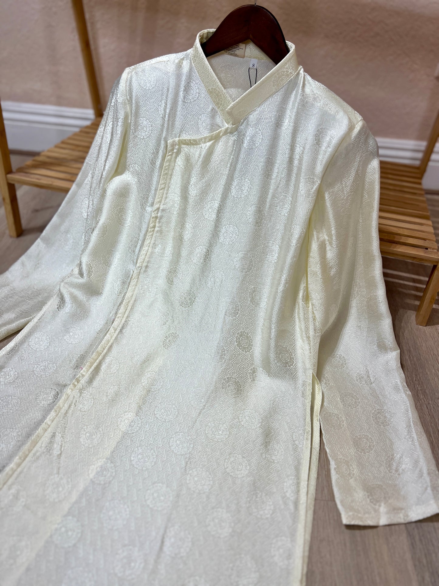 A81 - Men’s Áo Dài Nha Xá Silk