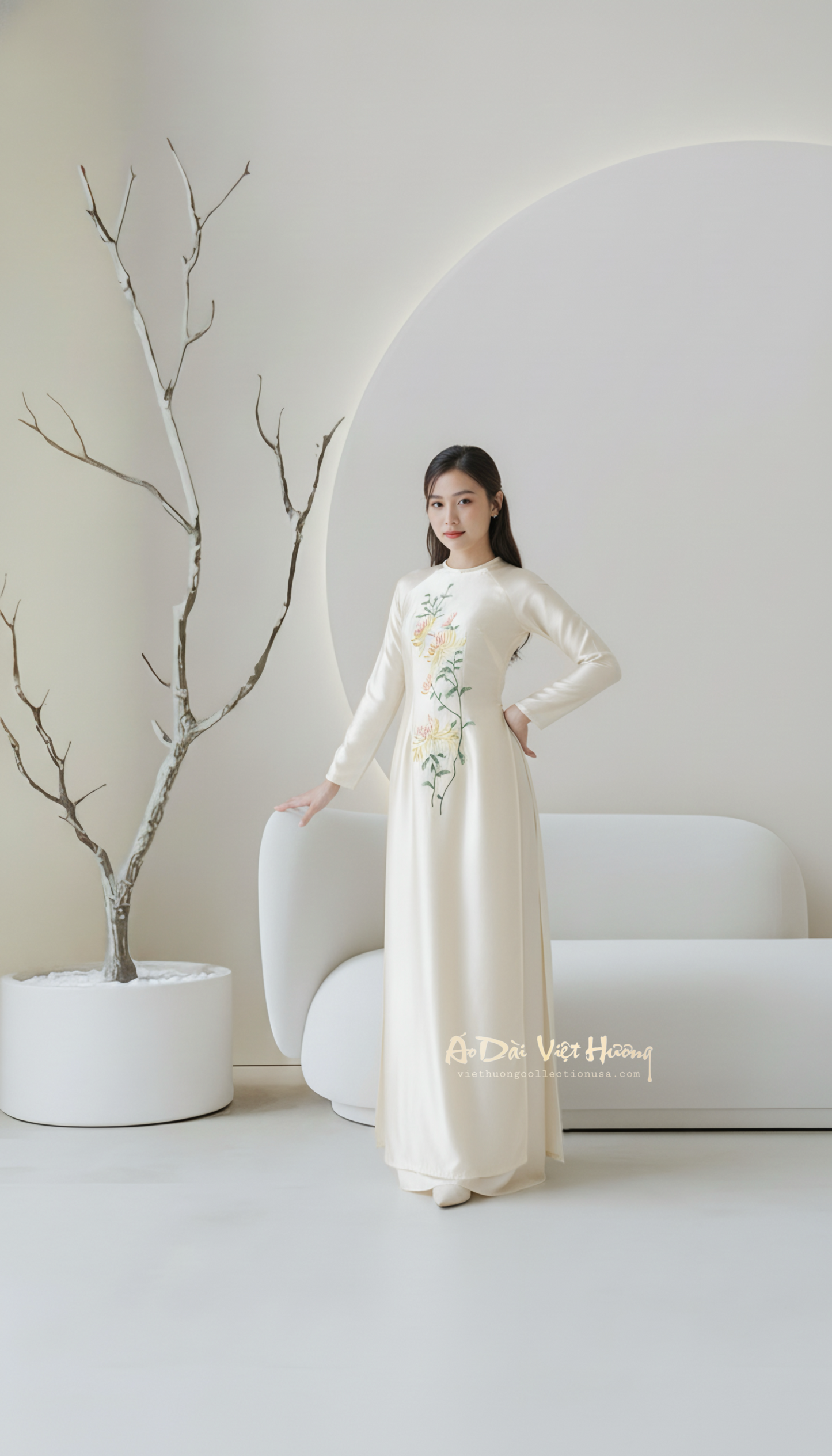 A36 - Áo Dài Lụa Valentino Nude Thêu Hoa Cúc