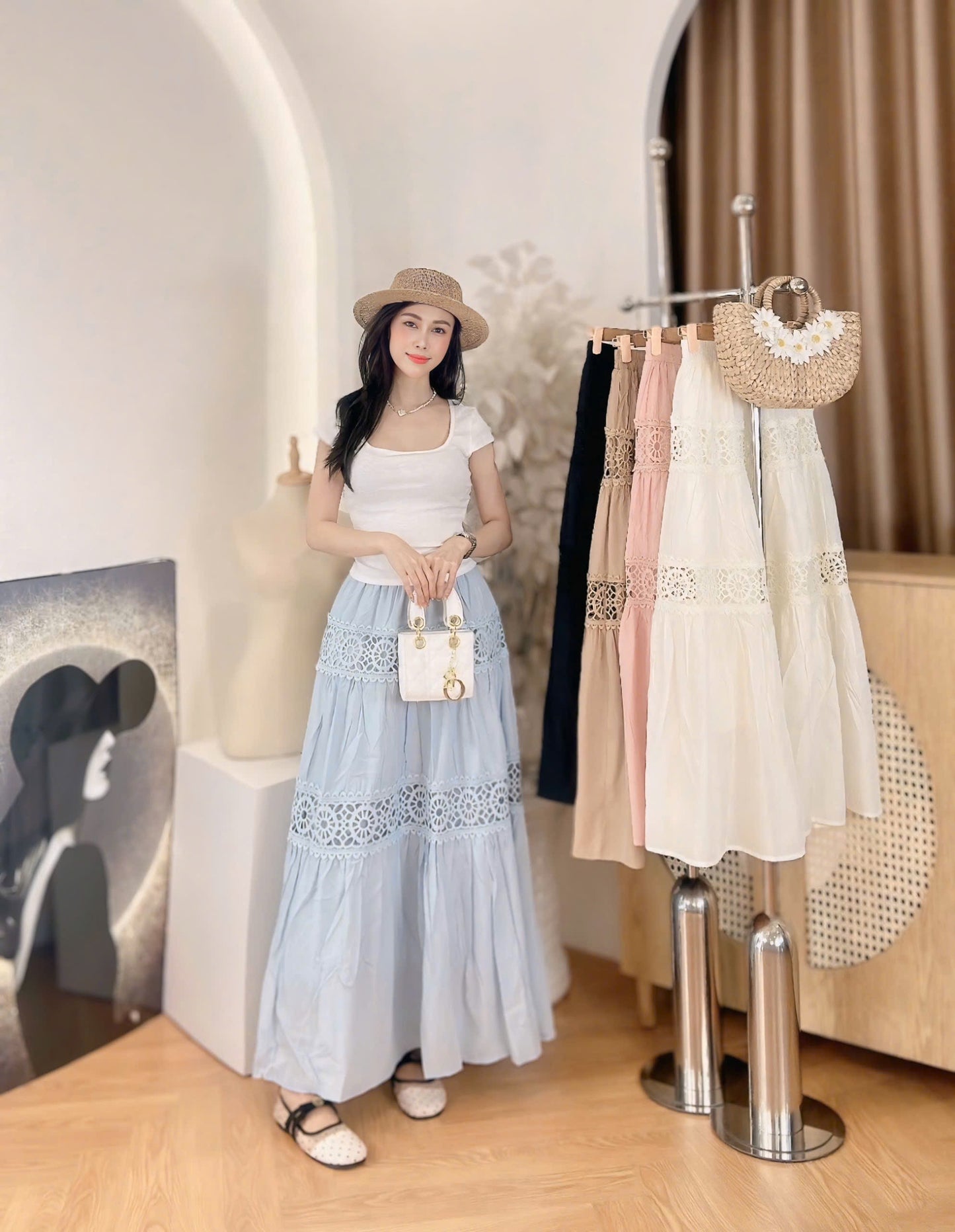 S46->50 - Skirt phối Ren
