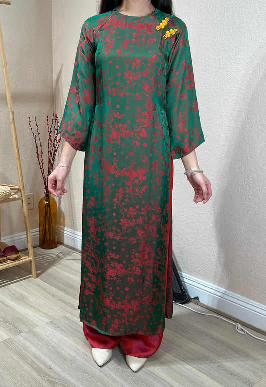 AD4 - Áo Dài Suông Gấm Hoa Đào Xanh Lá/Đỏ. Final sale (no return/exchange).