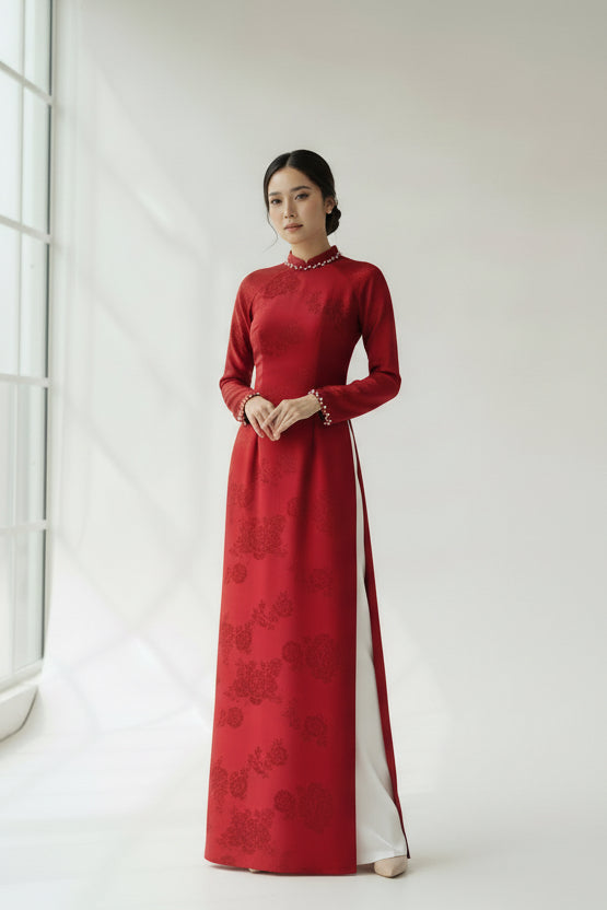 A58 - Áo Dài Silk Óng Thêu Đỏ Kết Đá (Cổ 1,5cm)