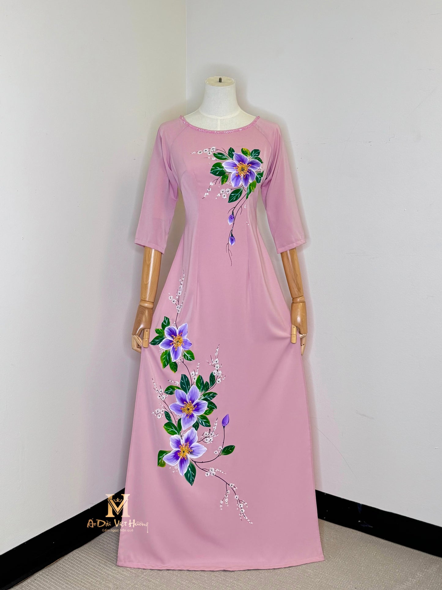 TK179 - Designed Hand-painted Áo Dài Light Purple Pink. *Display Product (Final Sale)