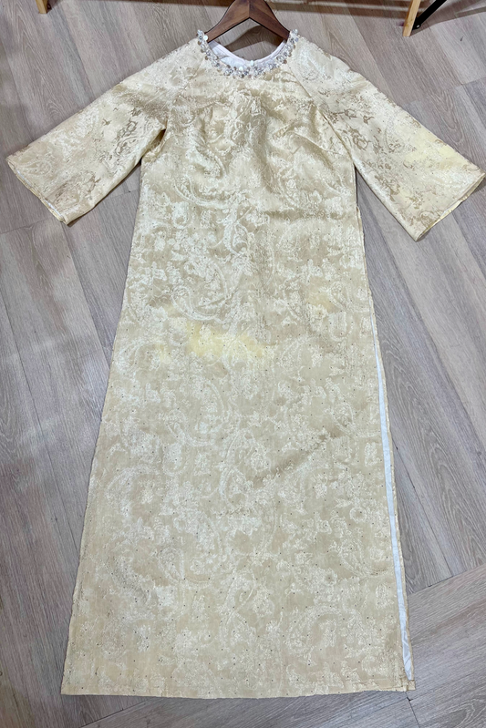 A20 - Áo Dài Suông Gấm Vân Nổi Kết Đá | Áo Only