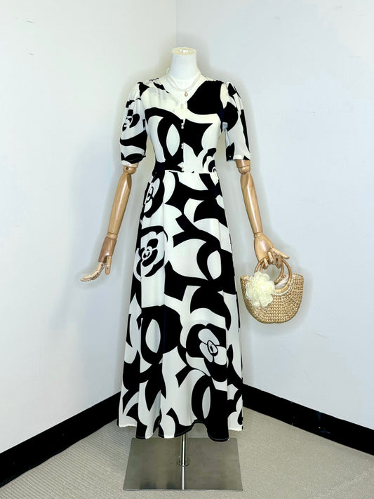 D88 - Long Dress Black and White