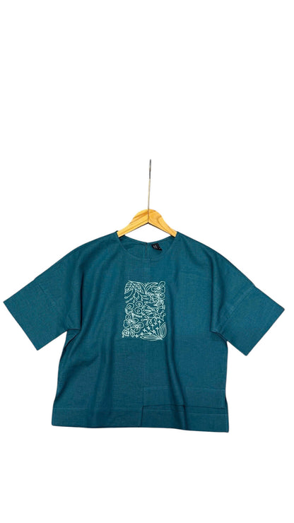 L136->141 - Áo Linen Thêu chữ nhật