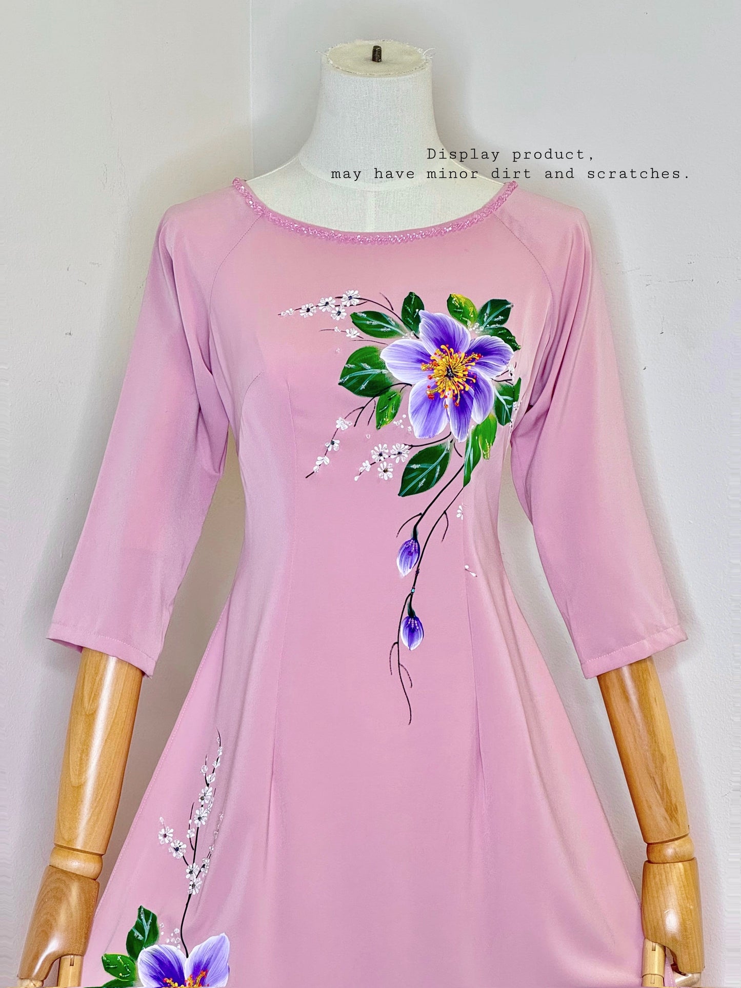 TK179 - Designed Hand-painted Áo Dài Light Purple Pink. *Display Product (Final Sale)