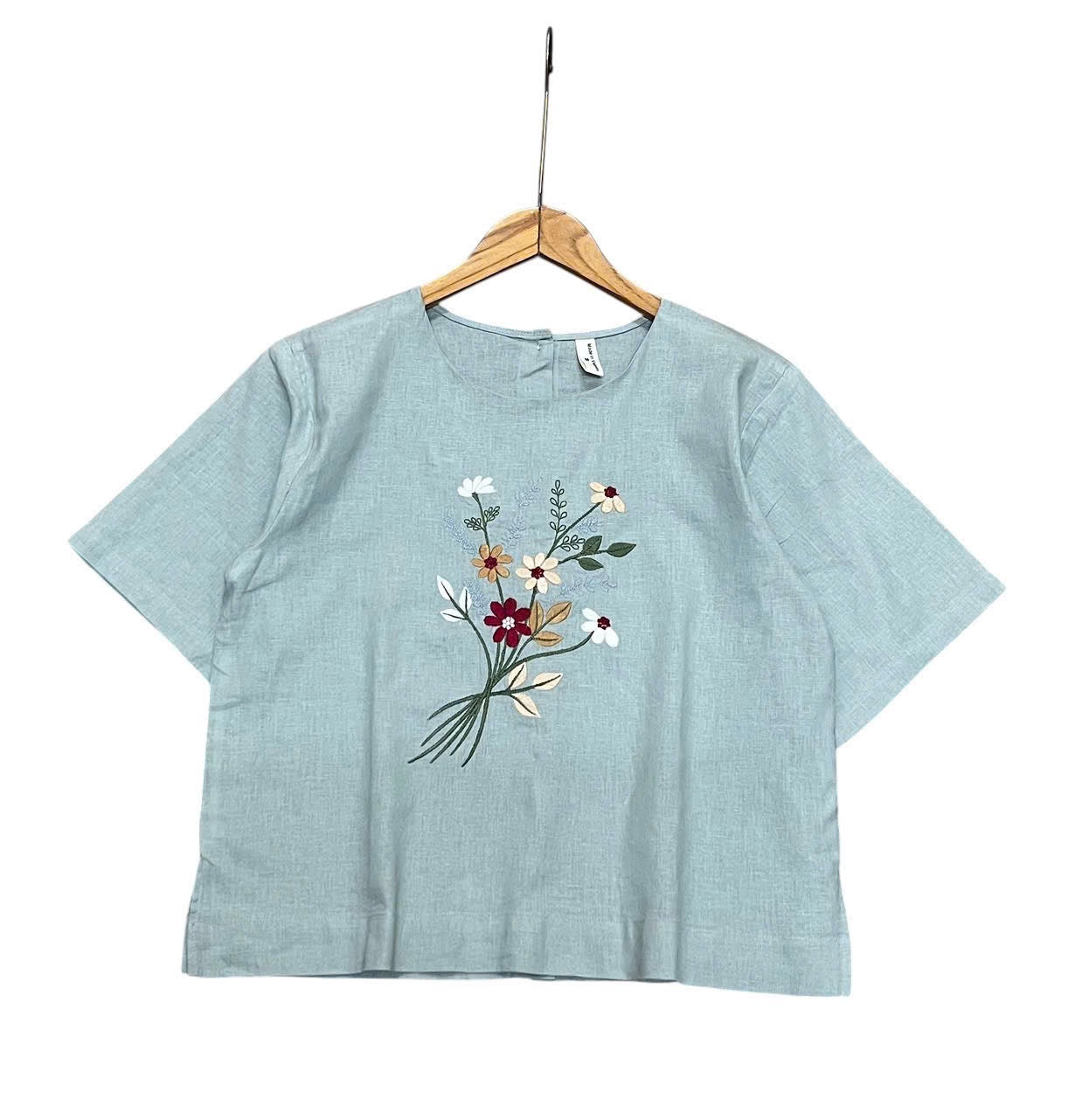 L153->157 - Áo Linen Blend Thêu Hoa