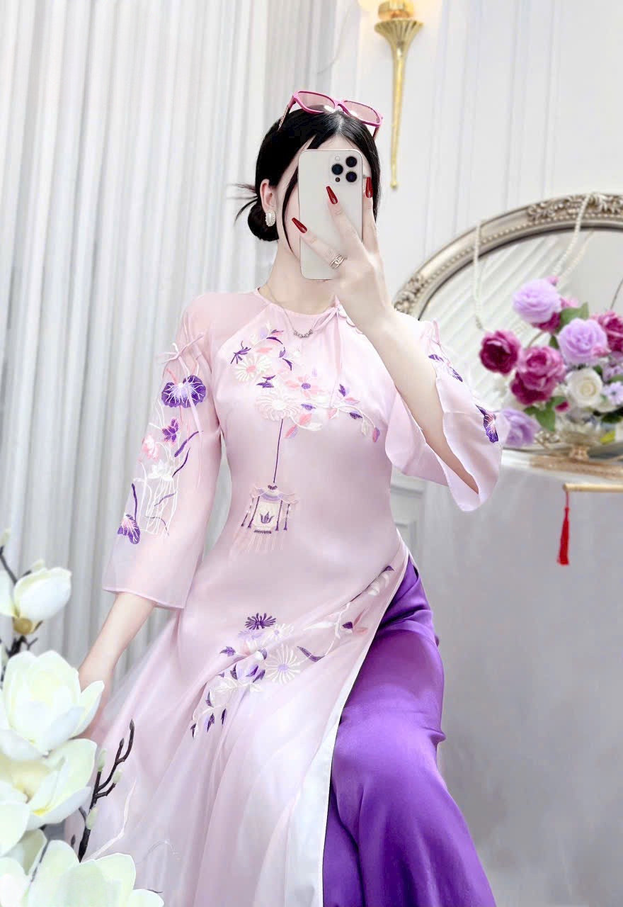 A119 - Relaxed Form Modernize Light Purple Set Áo Dài - kèm quần