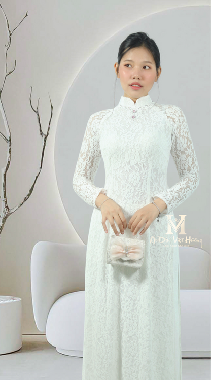 248 - Velvet Lace Fabric White Set Ao Dai With Velvet Pants (Bộ Áo Dài Ren Nhung Trắng Kèm Quần Nhung)