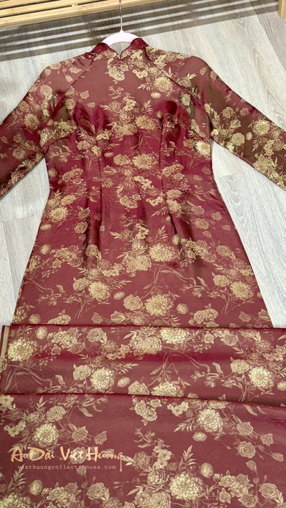 A45 - Áo Dài Gấm Tằm 2 Da Đỏ Nâu Tím (Cổ Gợn Sóng)