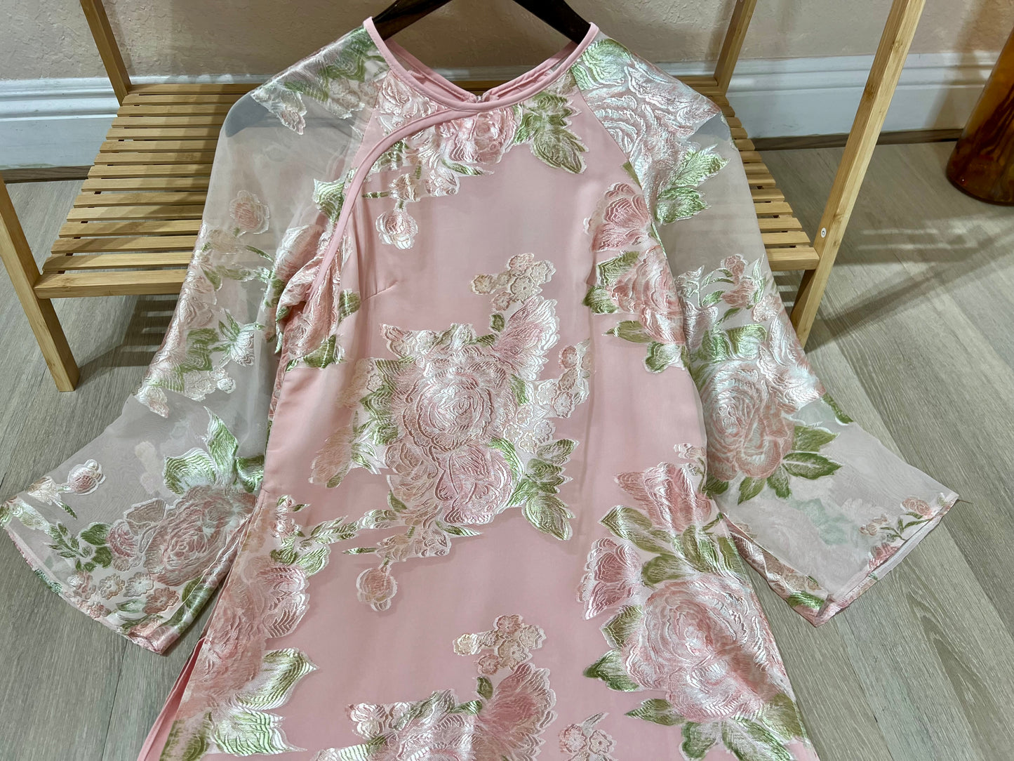 A27 - Áo Dài Dáng Suông Tơ Hoa Hồng (Cổ Tròn)