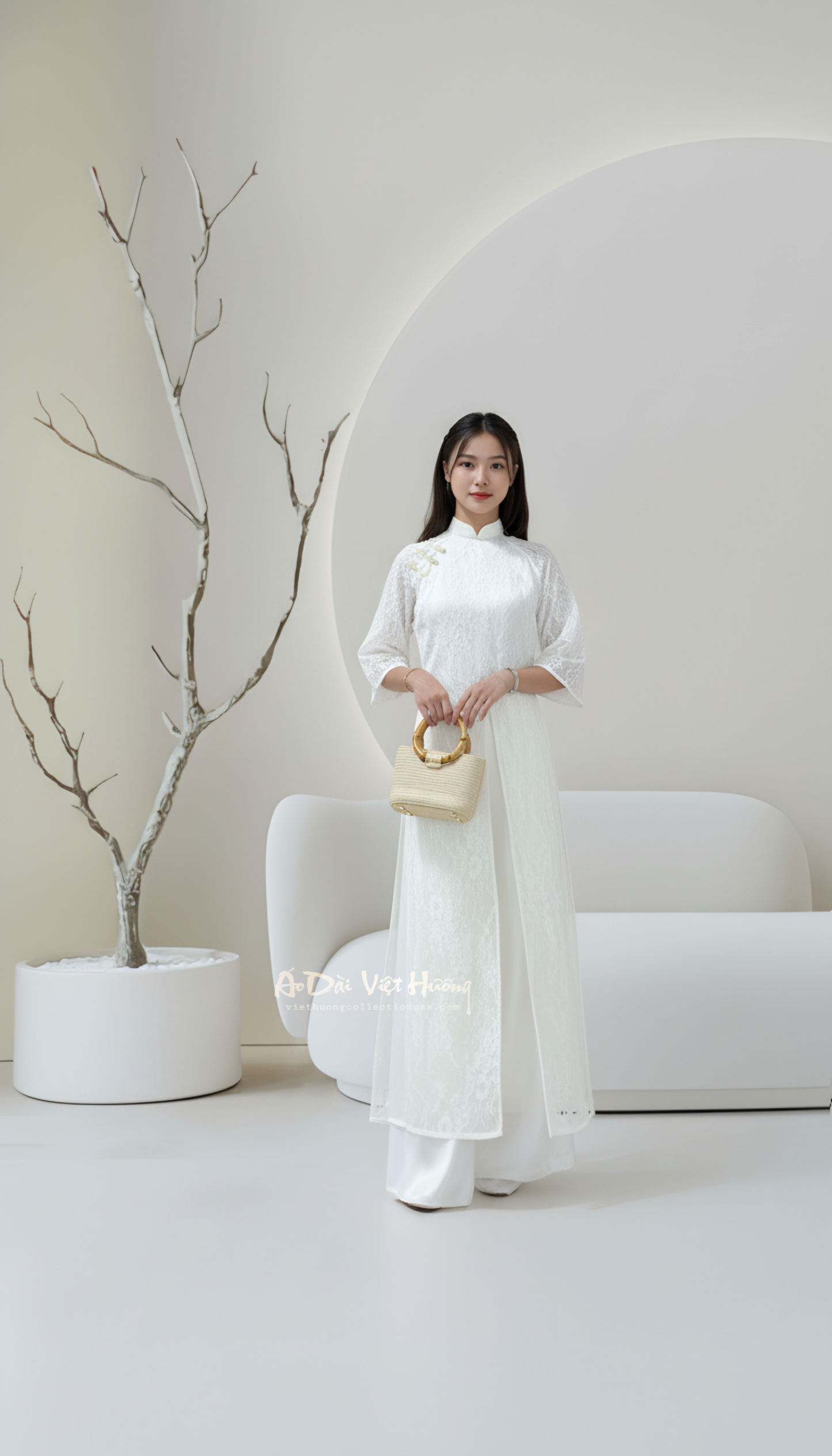 A97 - Áo Dài Tứ Thân Ren Cách Tân Kem 4 Tà