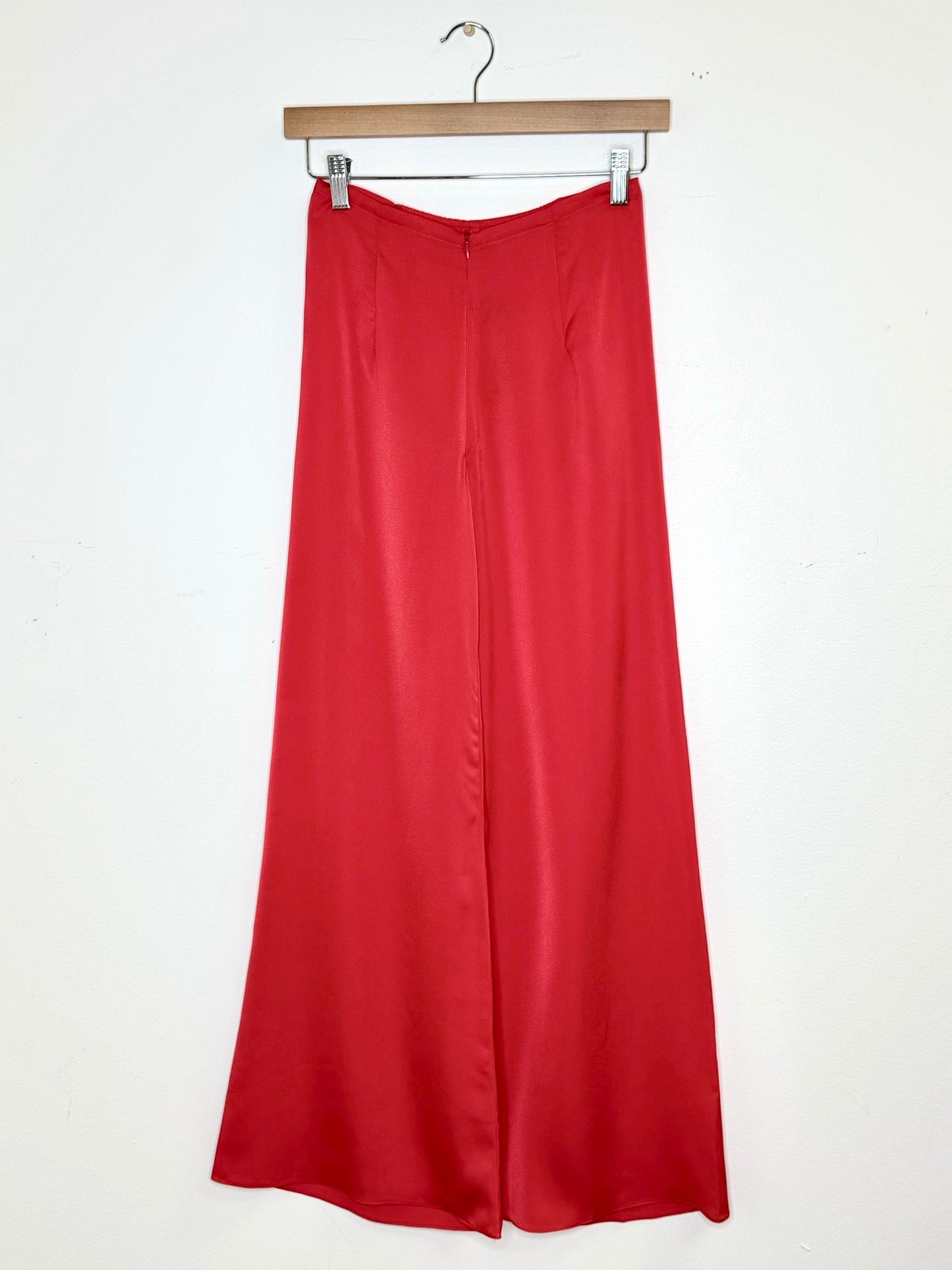 R6 - Regular Pants Tây Thi Silk Red (quần bóng ống thường Tây Thi)