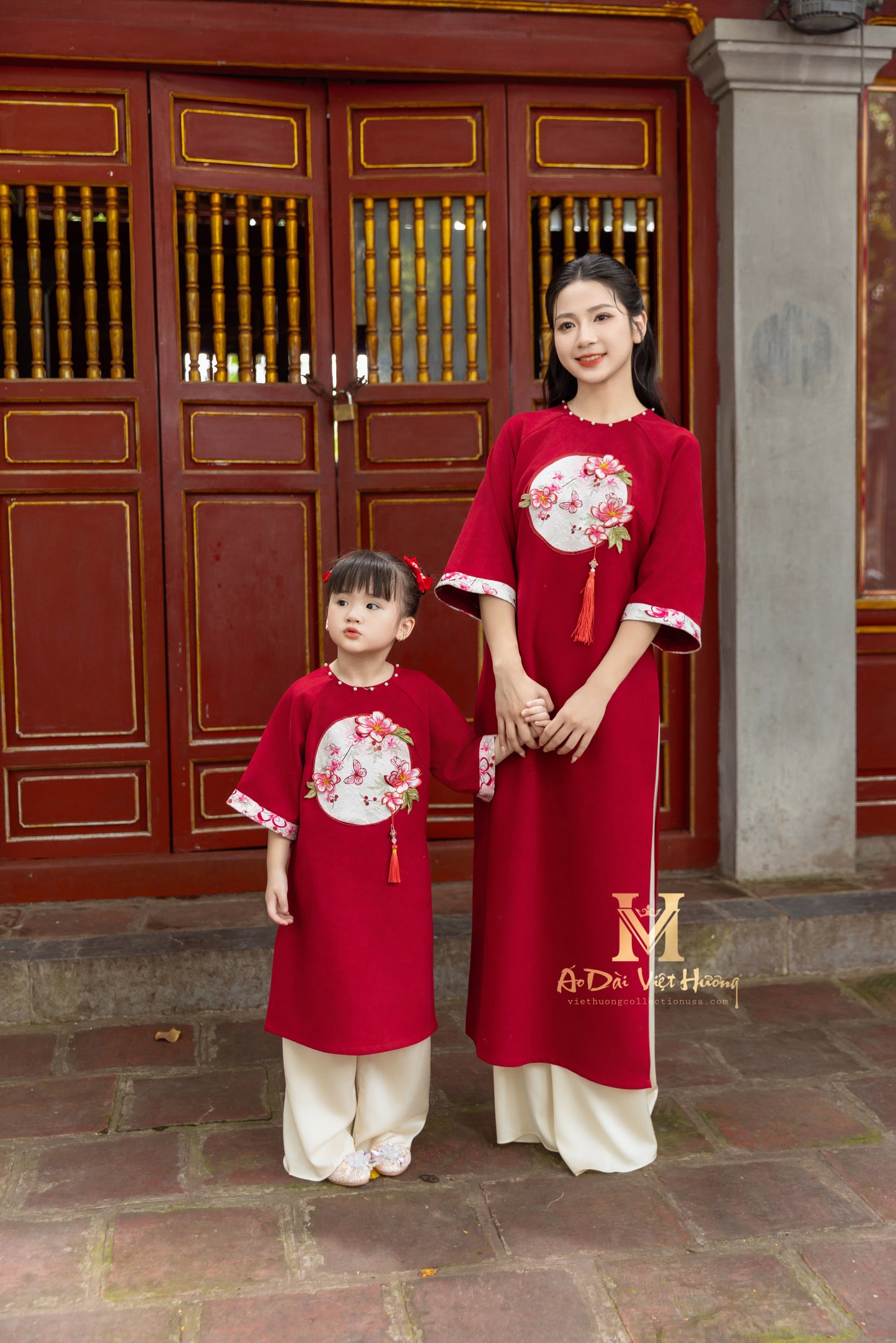 F6 - Women’s Set Áo Dài Red Kim Ngân - kèm quần (Family Áo Dài)