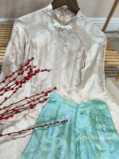 A04 - Set Áo Dài Tơ Tằm Nha Xá Thọ Dơi Kem + Quần Xanh Ngọc