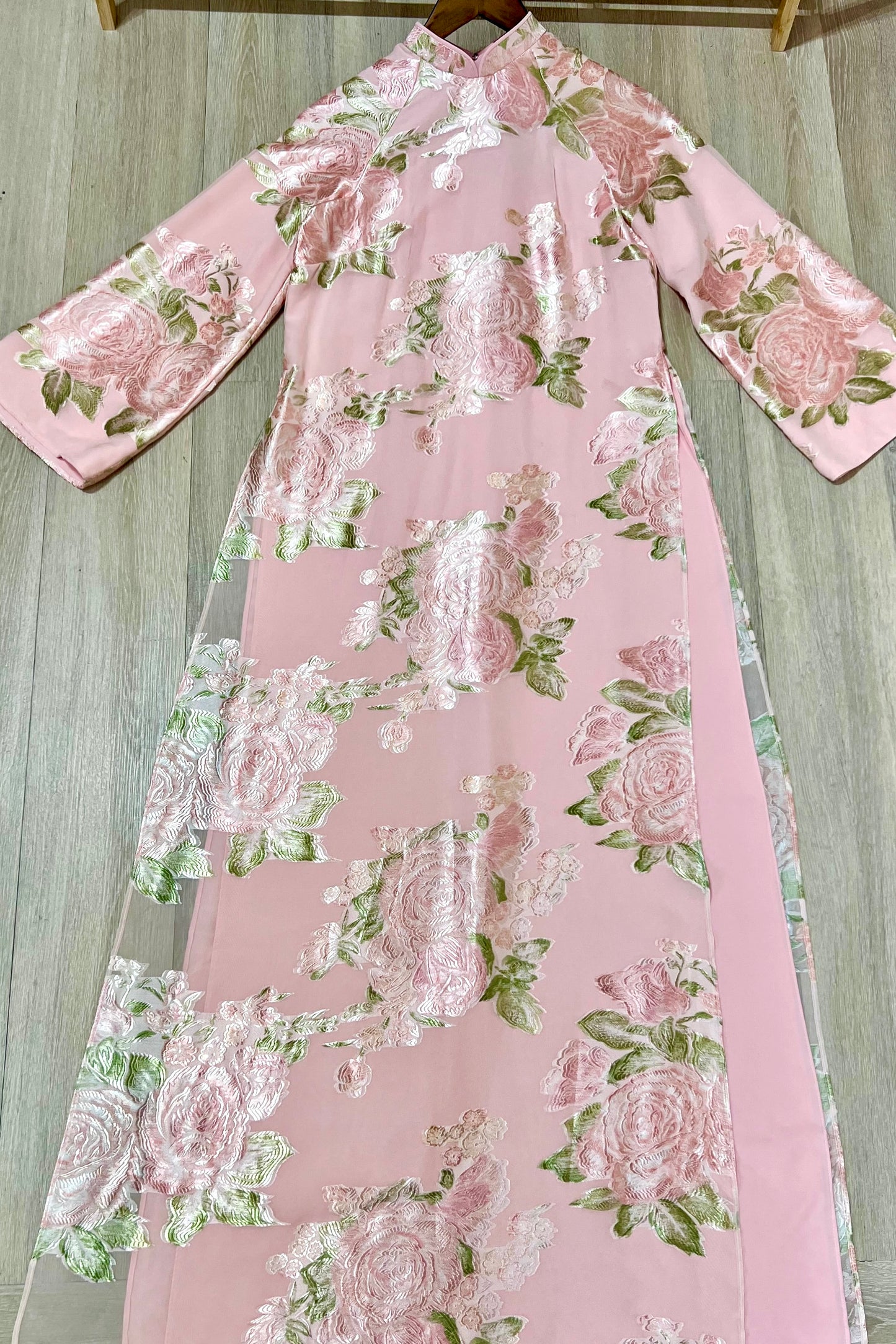 A26 - Áo Dài Dáng Suông Tơ Hoa Hồng (Cổ 2cm).
