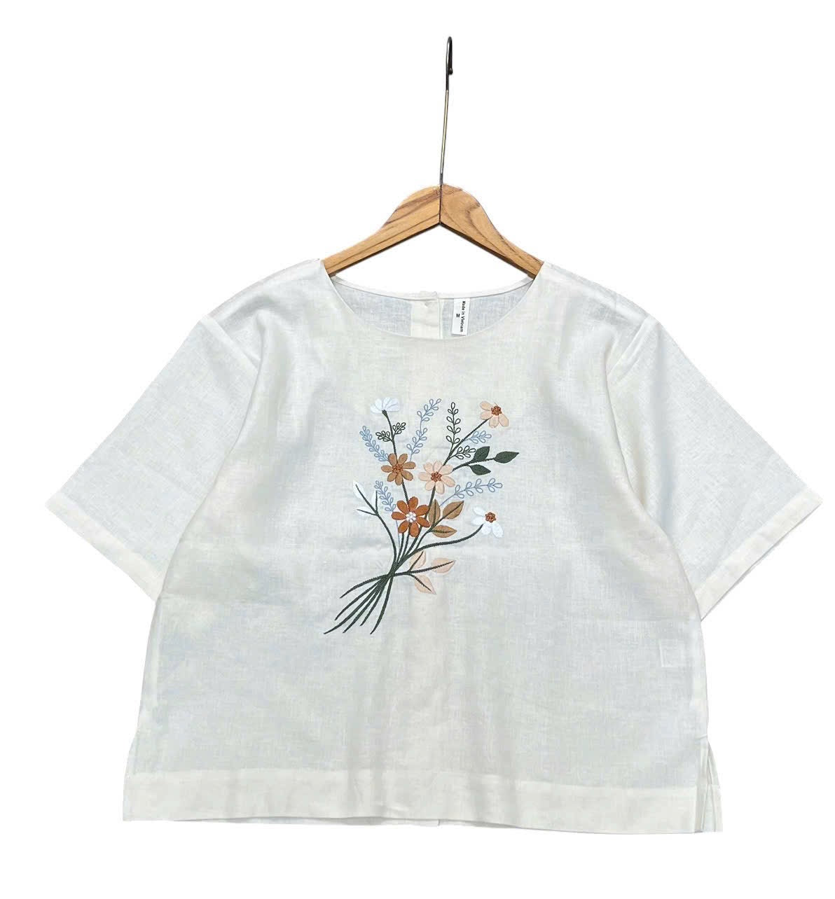 L153->157 - Áo Linen Blend Thêu Hoa