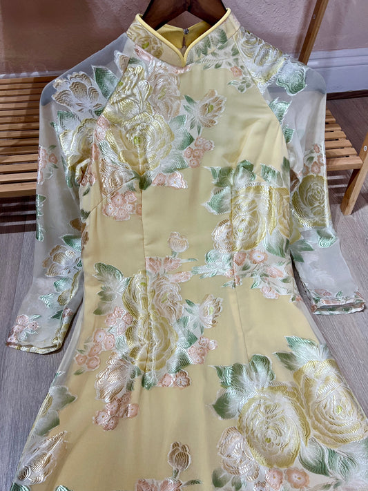 A25 - Áo Dài Đầm Tơ Hoa Vàng