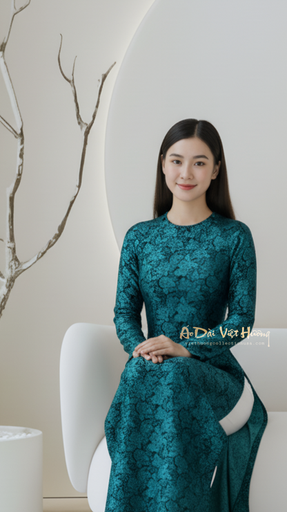AD49 - Áo Dài Gấm Thái Tuấn Thiên Hoa Xanh Đen hoa Xanh Công (Cổ Tròn). Final sale (no return/exchange).