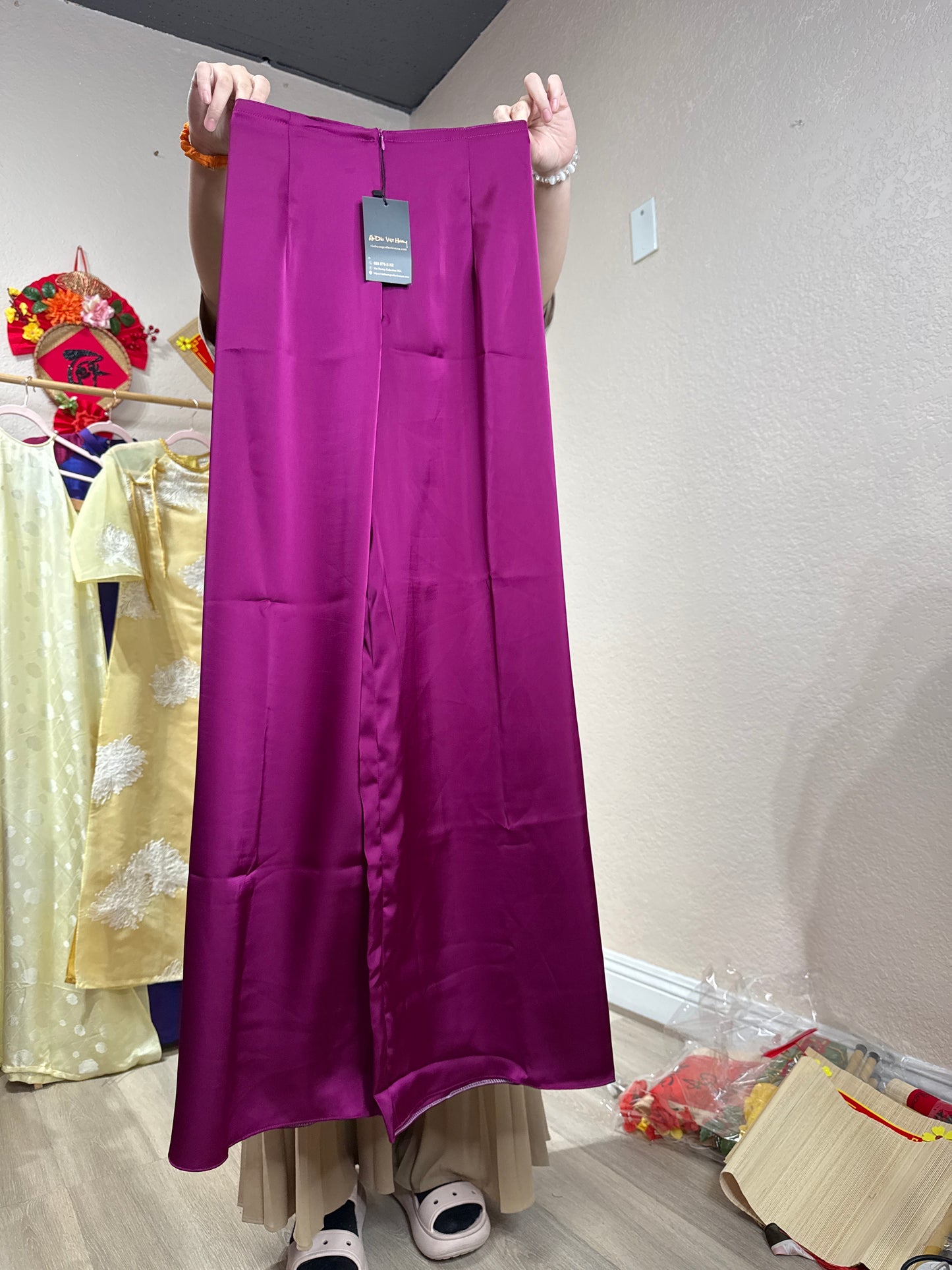 Regular Pants Tô Châu Silk Nhiều Màu (Quần Ống Thường).