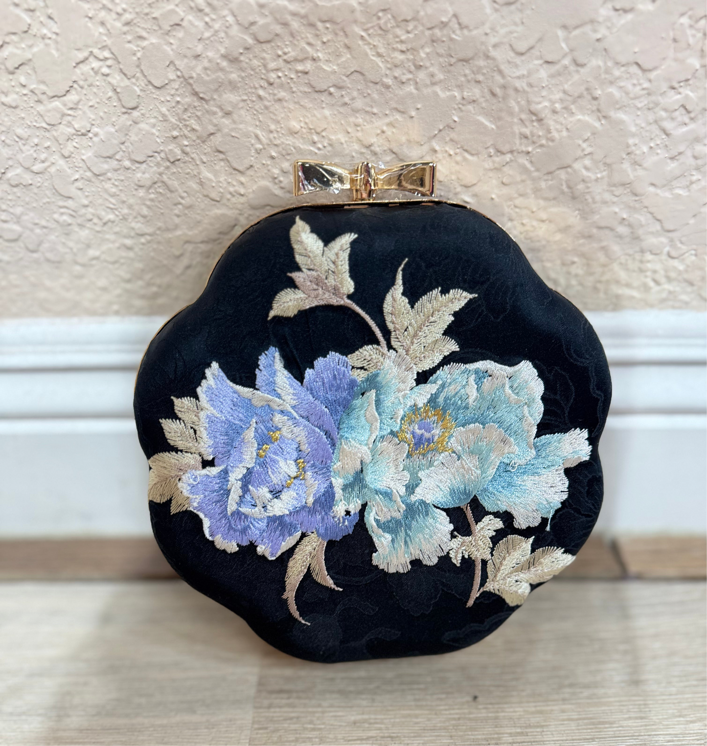 T30/31/32/33 - Handmade Bag - Túi xách thủ công Đen Thêu Hoa