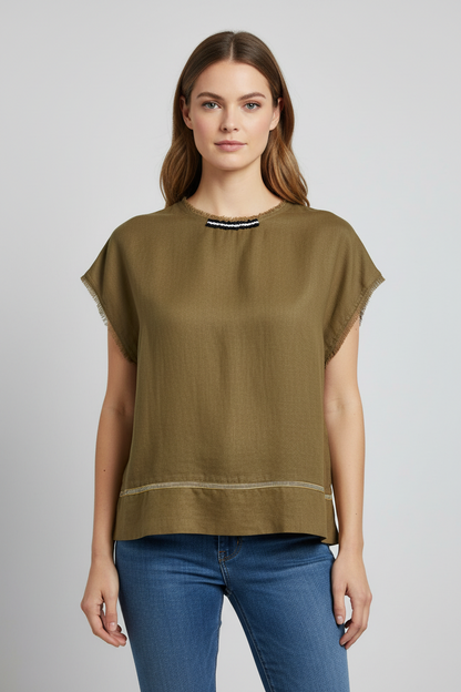 L153->157 - 100% Linen Fringed Blouse
