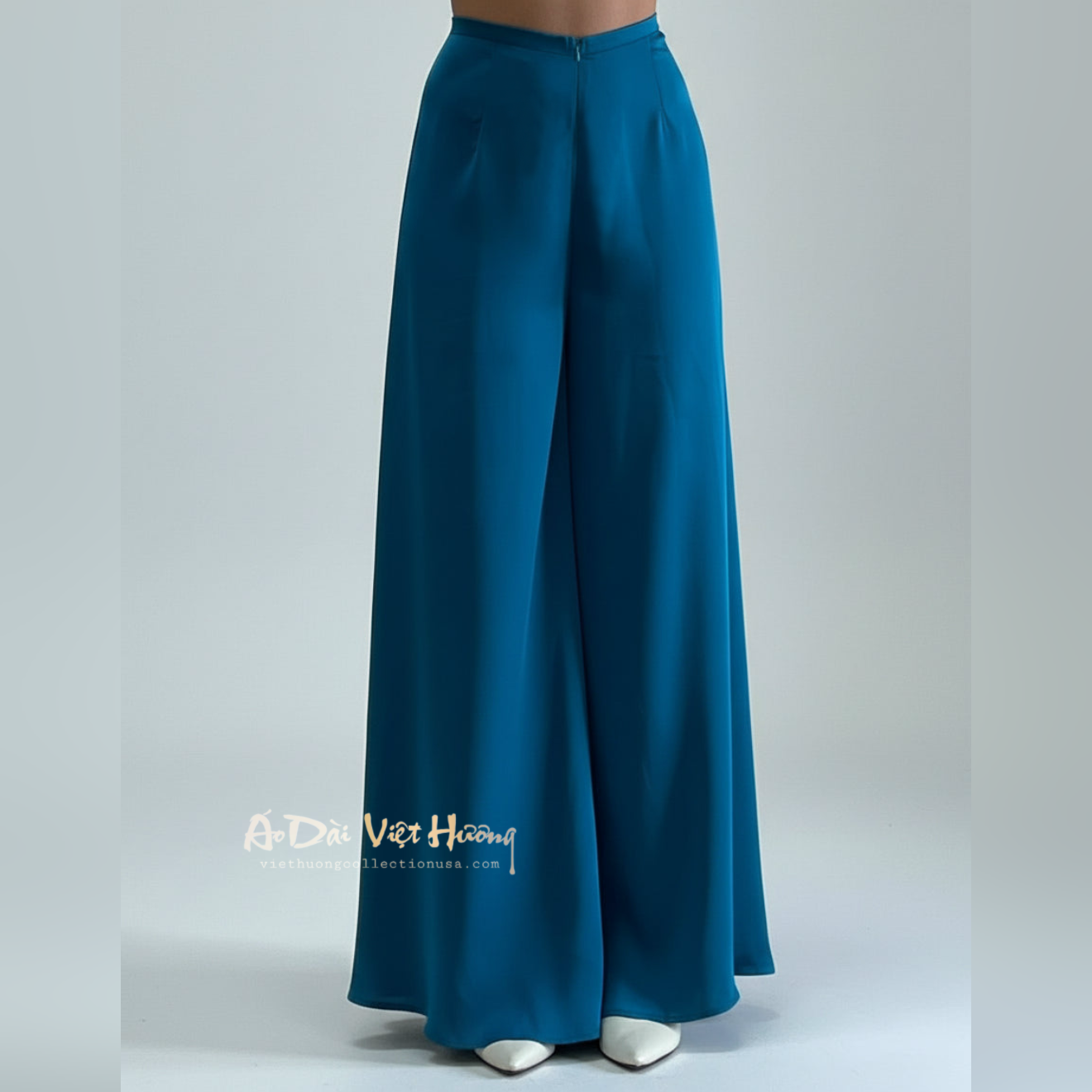 R22 - Regular Pants Blue Teal Tô Châu Silk (Quần Tô Châu ống xéo)