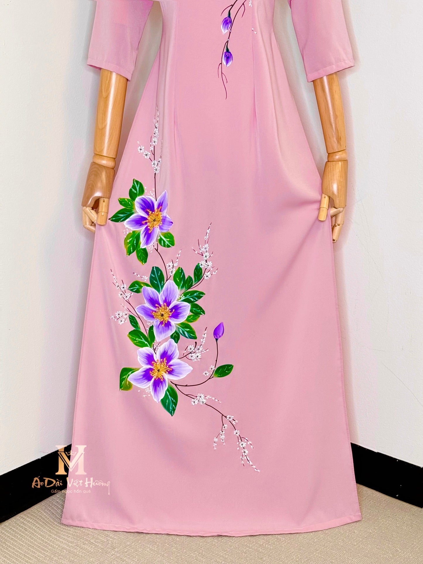 TK179 - Designed Hand-painted Áo Dài Light Purple Pink. *Display Product (Final Sale)