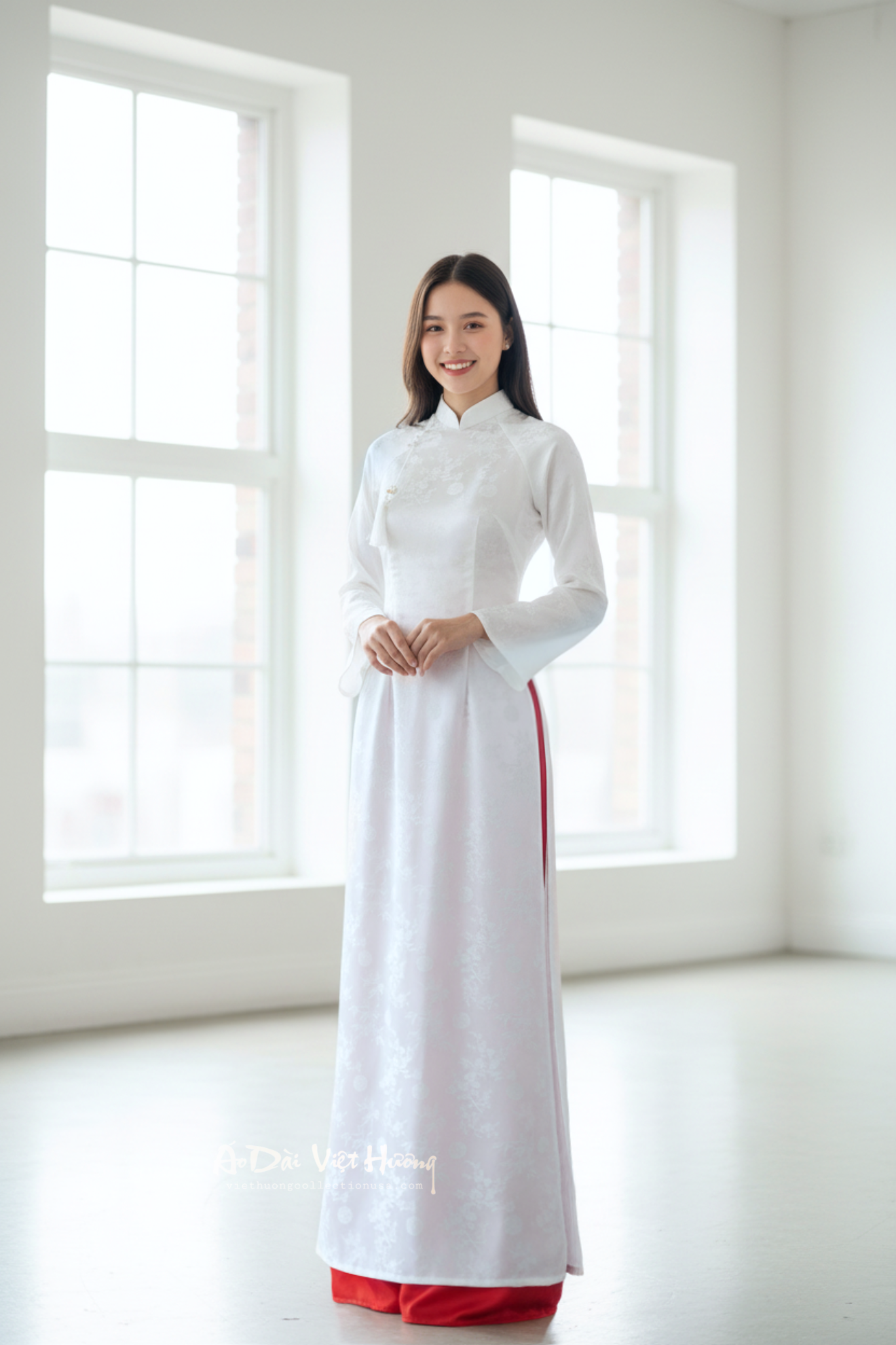 A103 - Áo Dài Gấm Lụa Trúc Đào Trắng