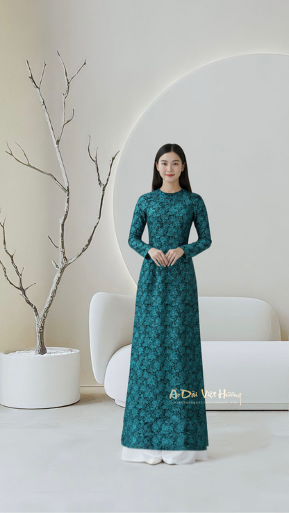 AD49 - Áo Dài Gấm Thái Tuấn Thiên Hoa Xanh Đen hoa Xanh Công (Cổ Tròn). Final sale (no return/exchange).