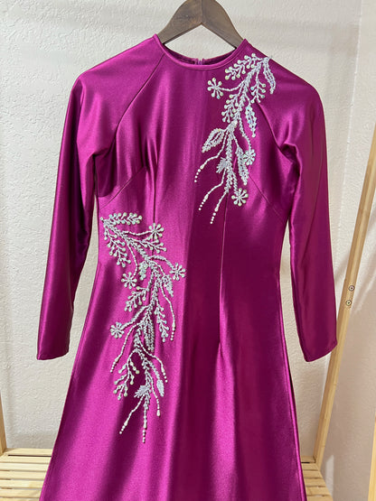 A6 - Áo Dài Lụa Valentino Design Tím Cẩm