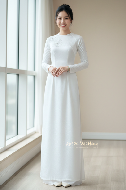 A41 - Áo Dài lụa Tiêu Giao Trắng Kết Hoa