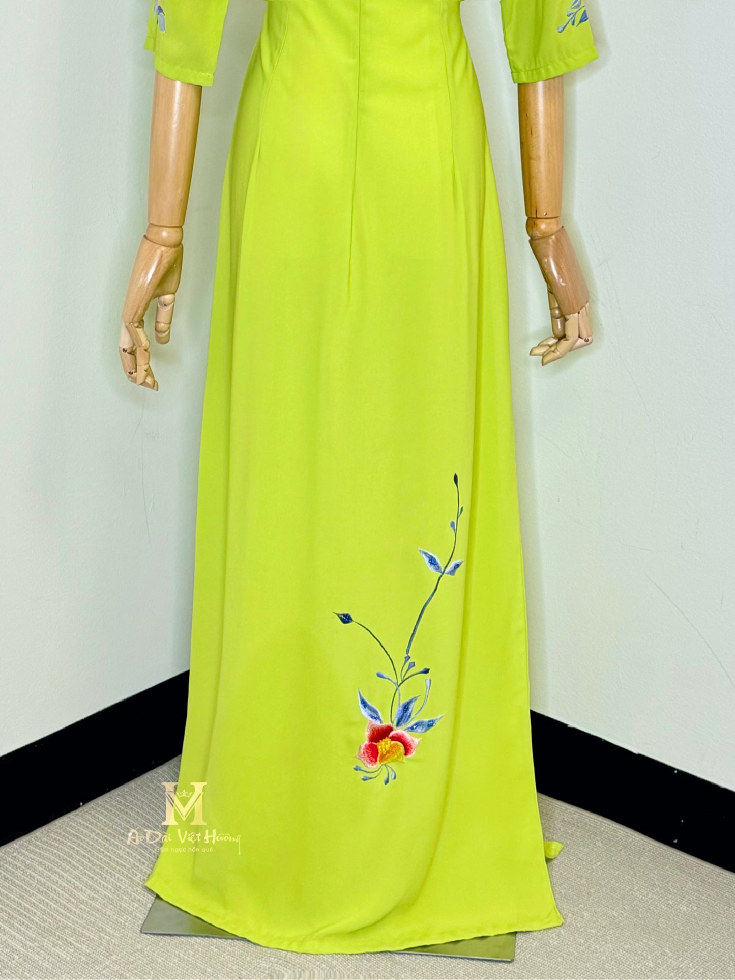 TK141 - Designed Embroidery Áo Dài Bright Neon Green. *Display Product (Final Sale)