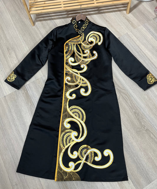 A90 - Men’s Áo Dài Đen vẽ tay