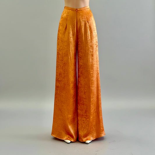 R29 - Regular Pants Nhũ Cam (quần ống xéo)
