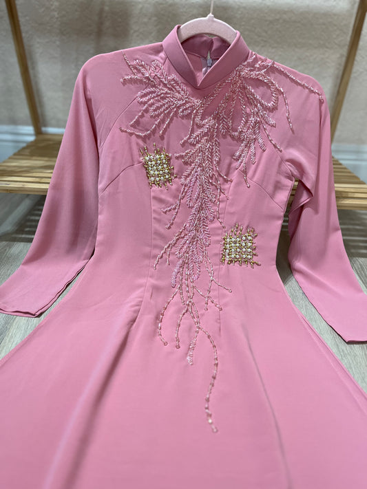 A10 - Áo Dài Chiffon 4 Tà Kết hạt cùng tông Pink. Final sale (no return/exchange).