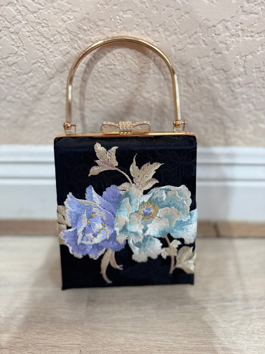 T30/31/32/33 - Handmade Bag - Túi xách thủ công Đen Thêu Hoa