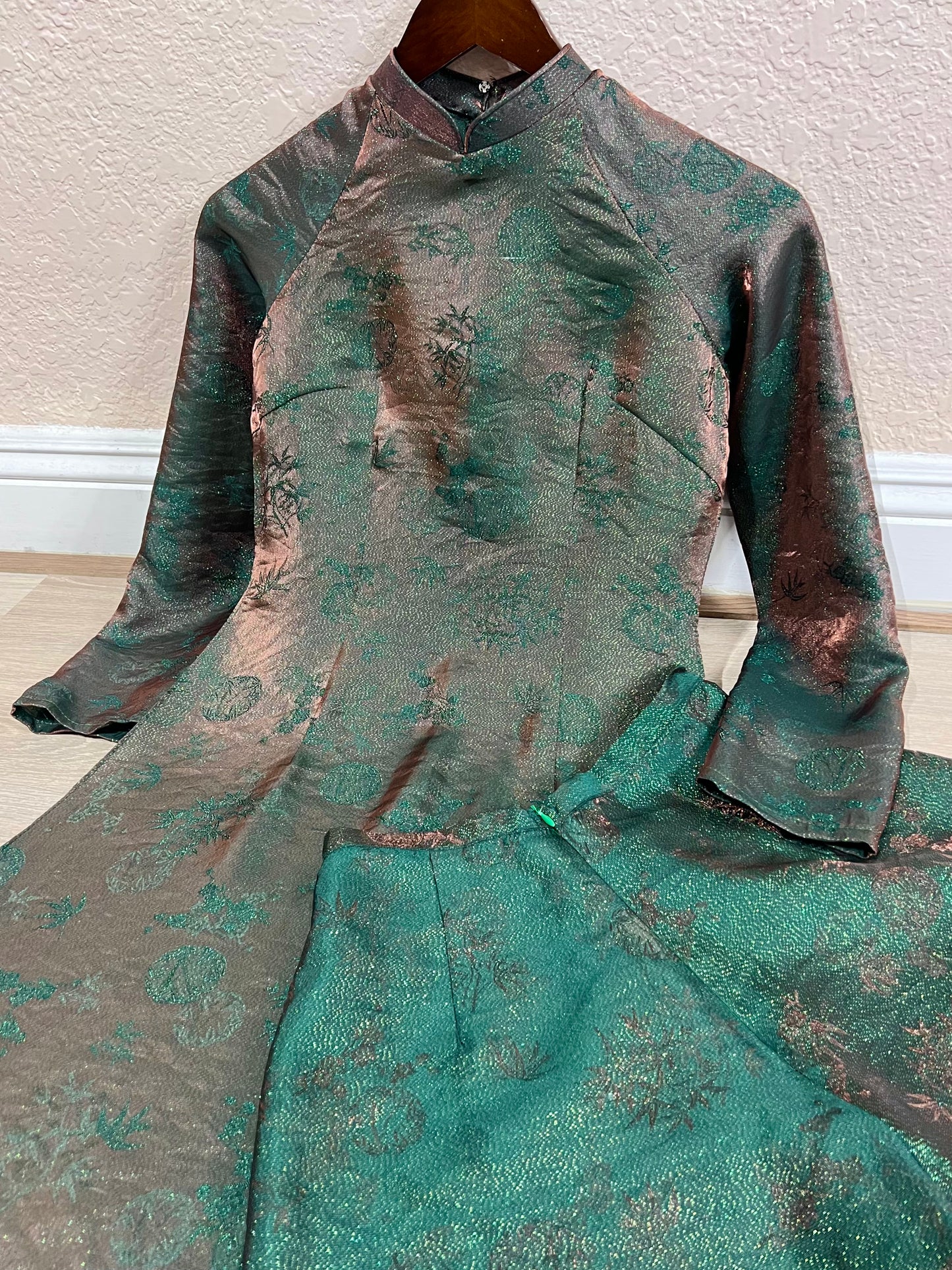 A49 - Set Áo Dài Tơ Song Kim Green/Pink | Kèm quần